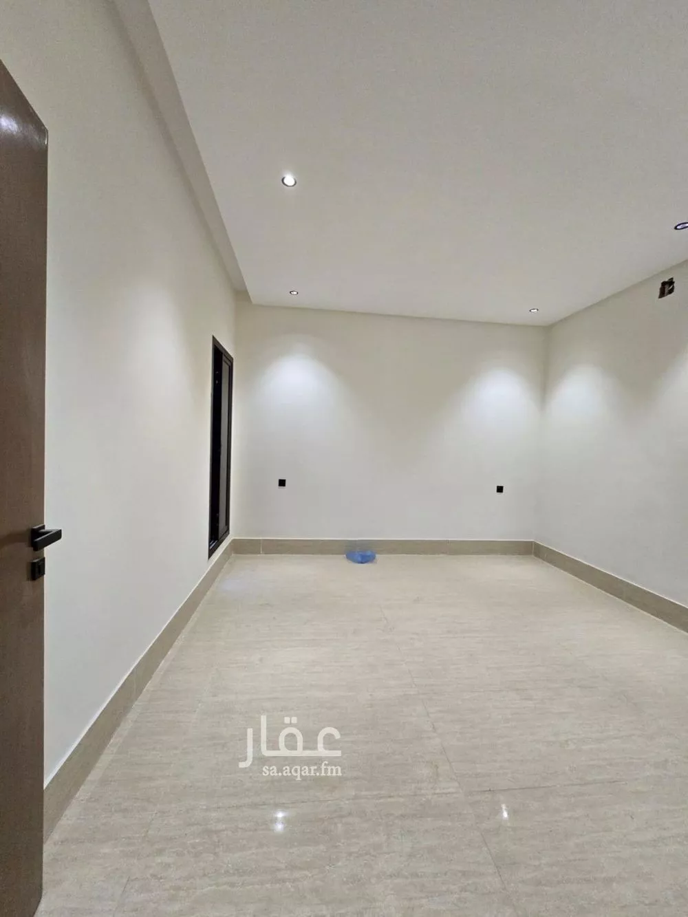 5 bedroom floor in Tuwaiq 12
