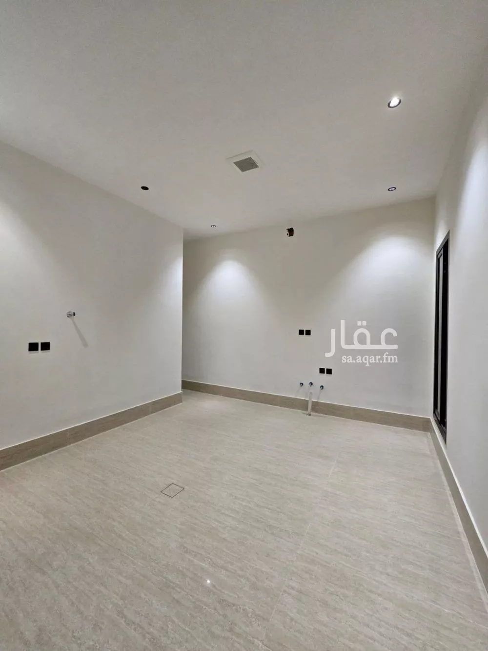 5 bedroom floor in Tuwaiq 7