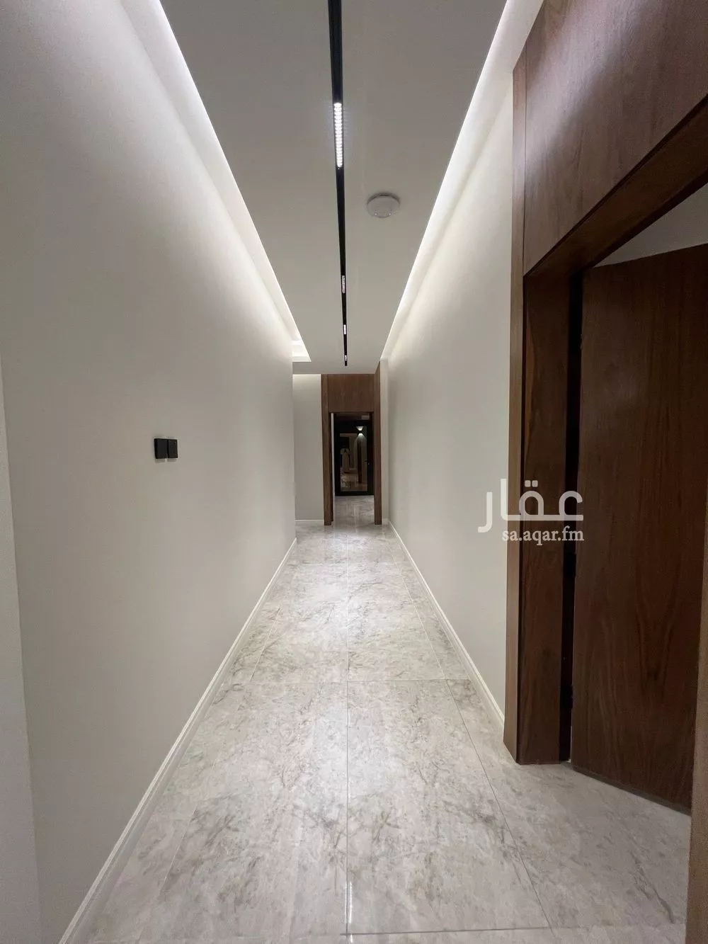 دور 3 غرف في العارض 9