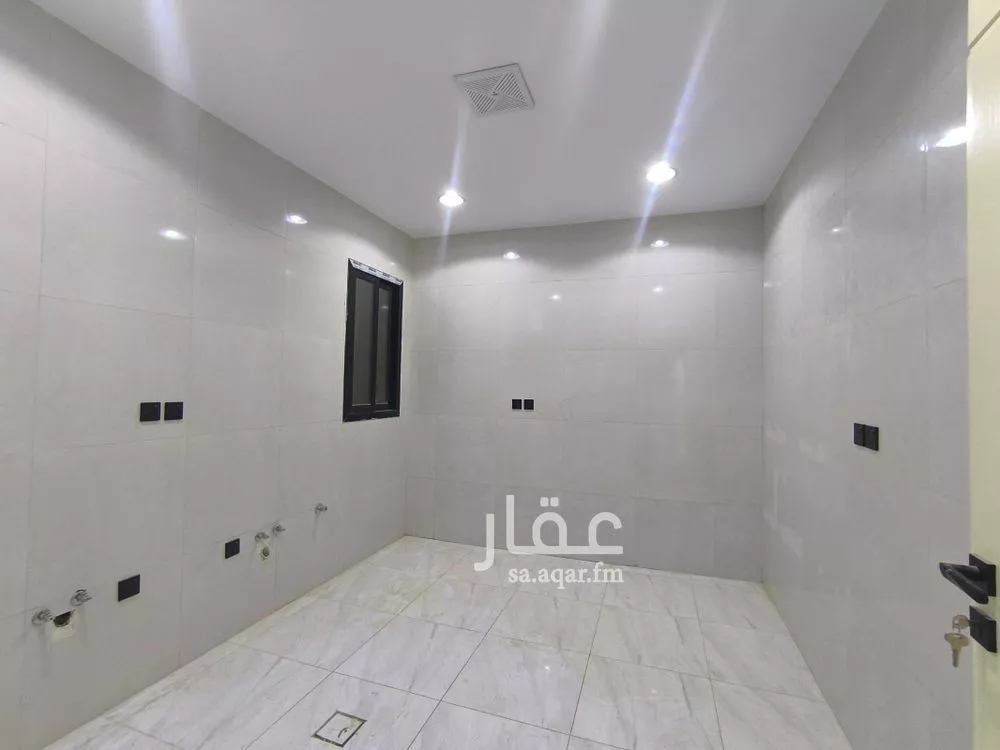 5 bedroom floor in Okaz 6
