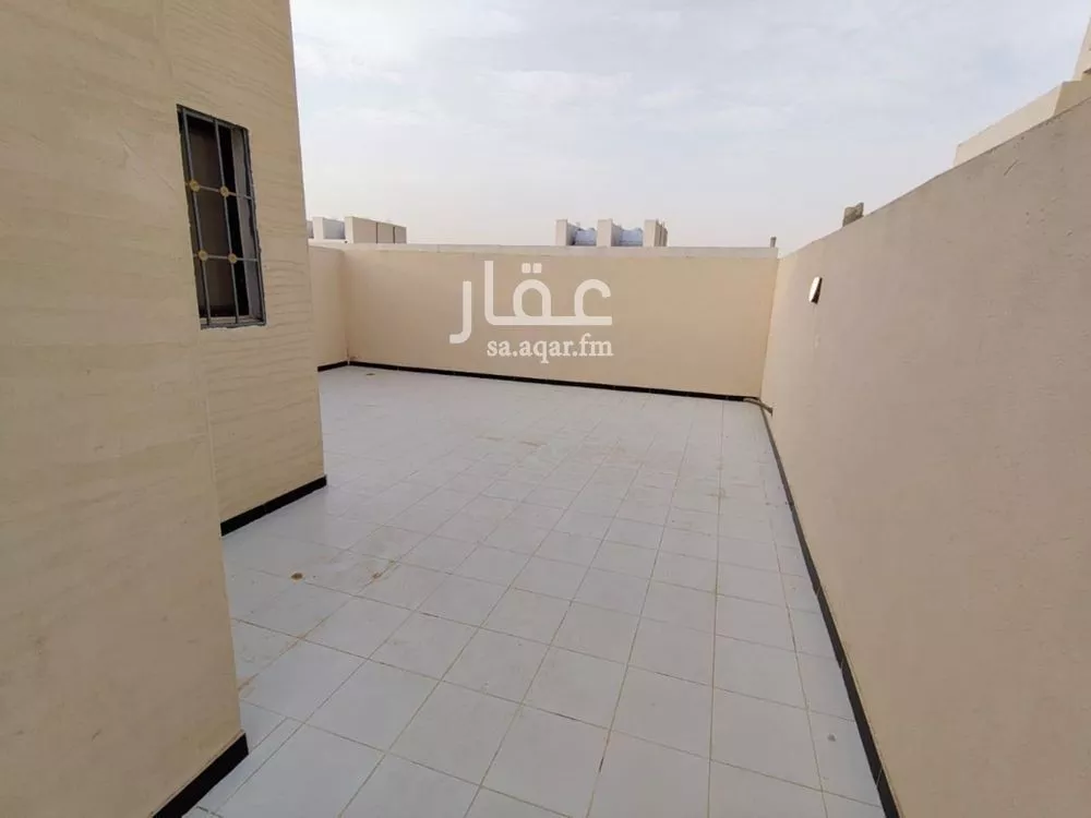 5 bedroom floor in Badr 19
