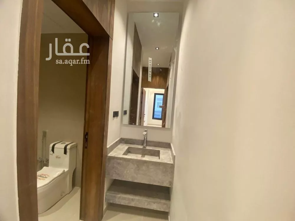 4 bedroom floor in Okaz 16