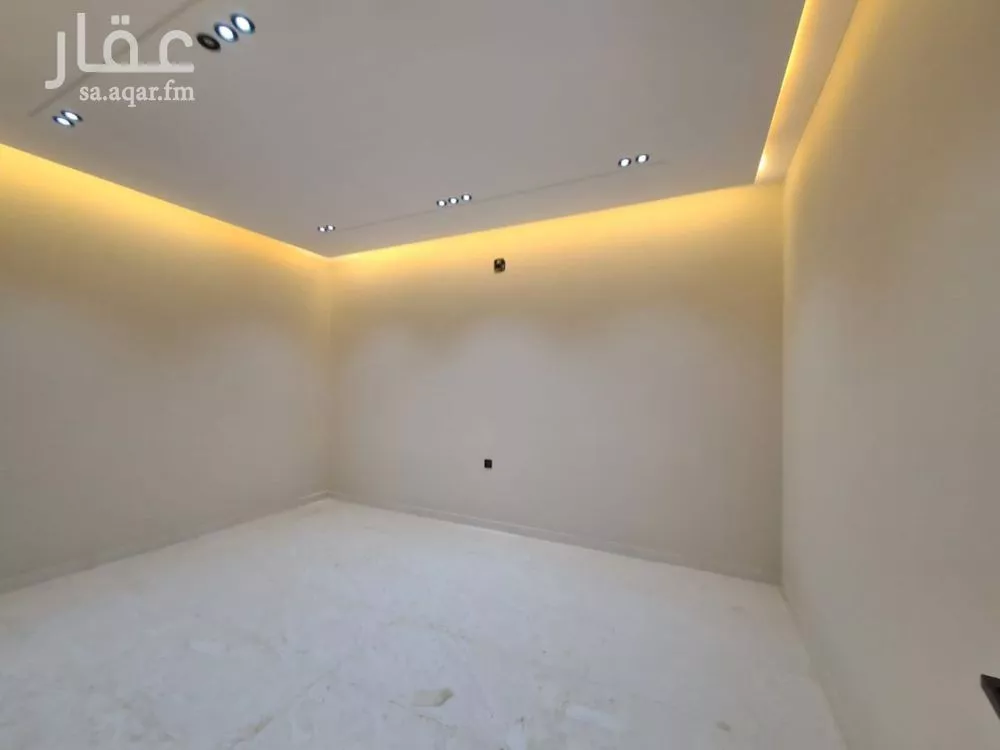 5 bedroom floor in Badr 7