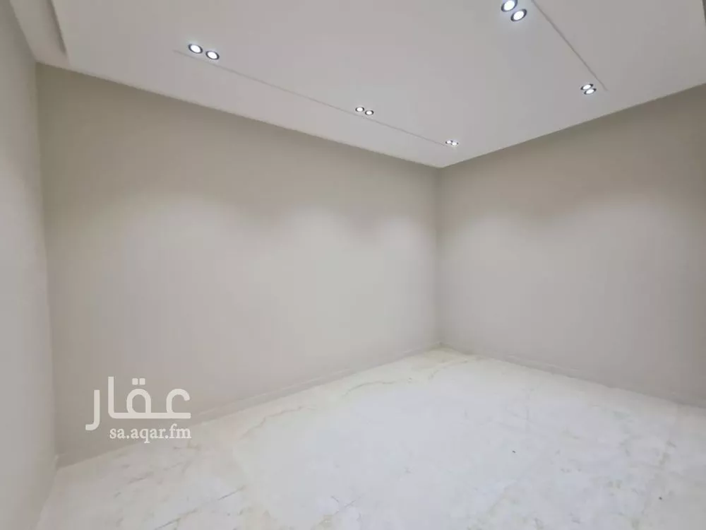 5 bedroom floor in Badr 9