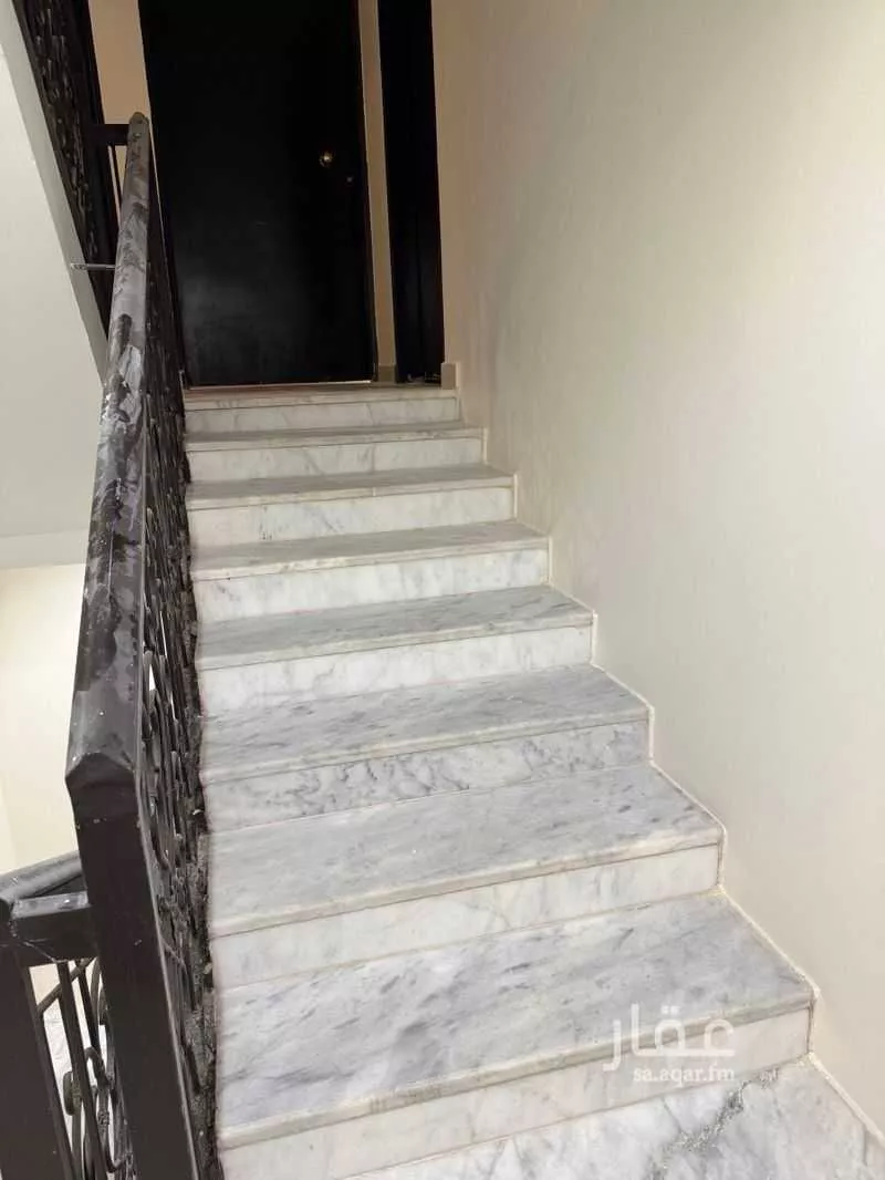 4 bedroom apartment in Al Aridh, Riyadh 7