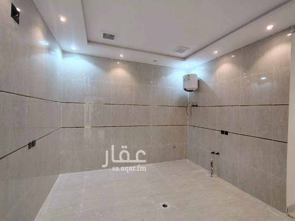 5 bedroom floor in Badr 10