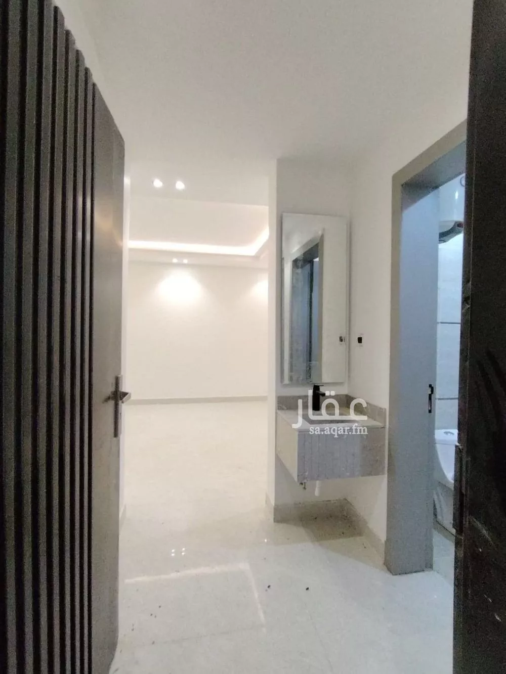 5 bedroom floor in Badr 10