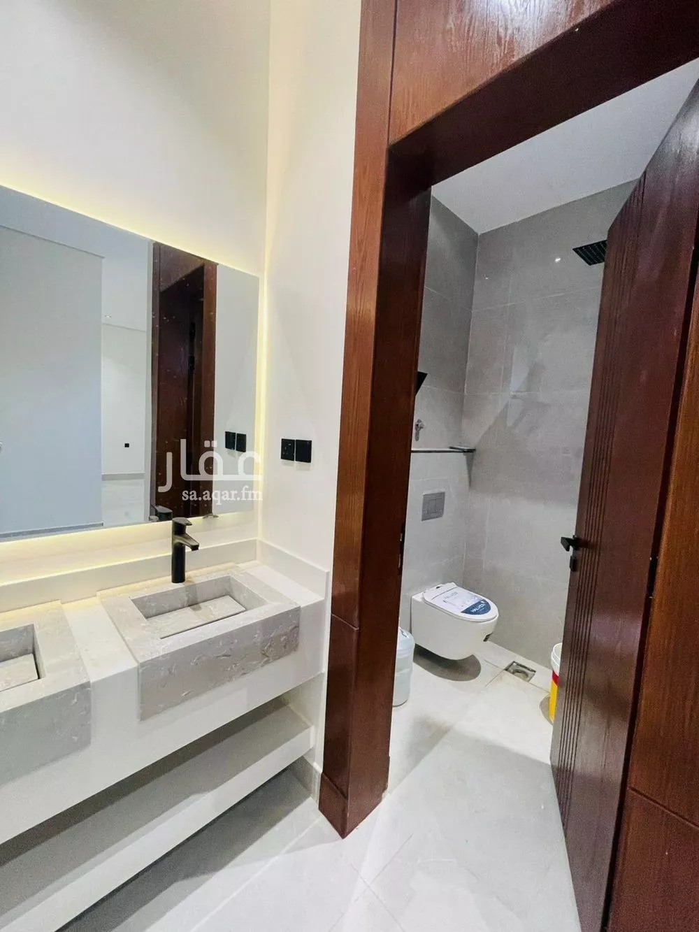 3 bedroom floor in Al Maizilah 6