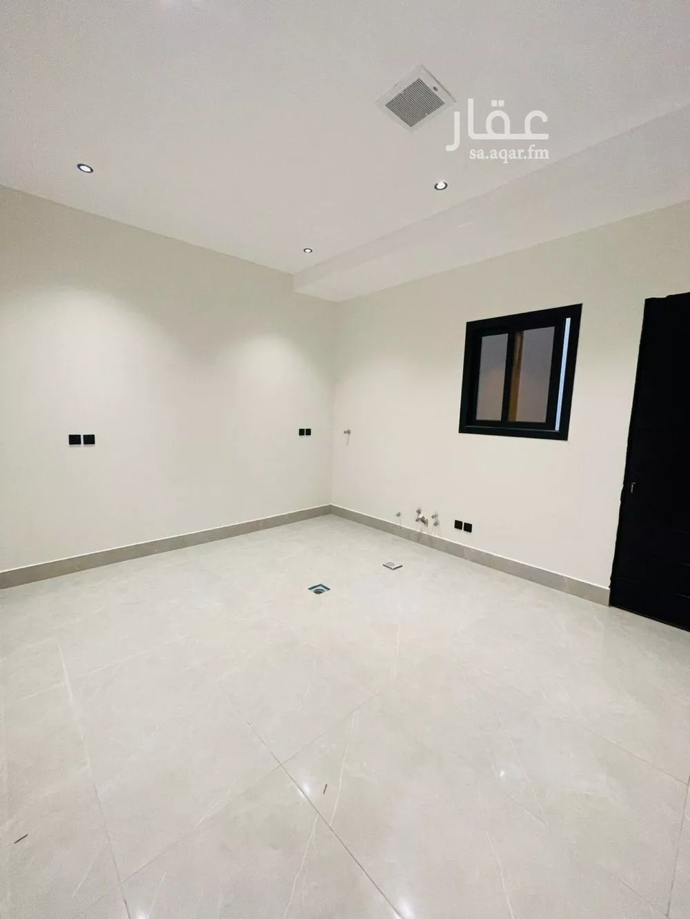 3 bedroom floor in Al Maizilah 10