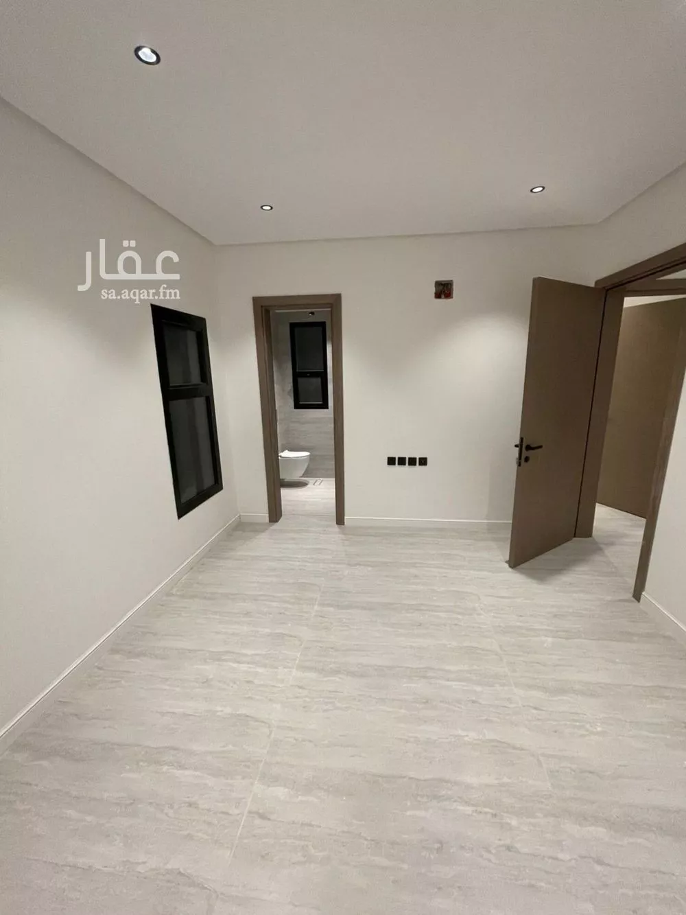 5 bedroom floor in Al Zahrah 9