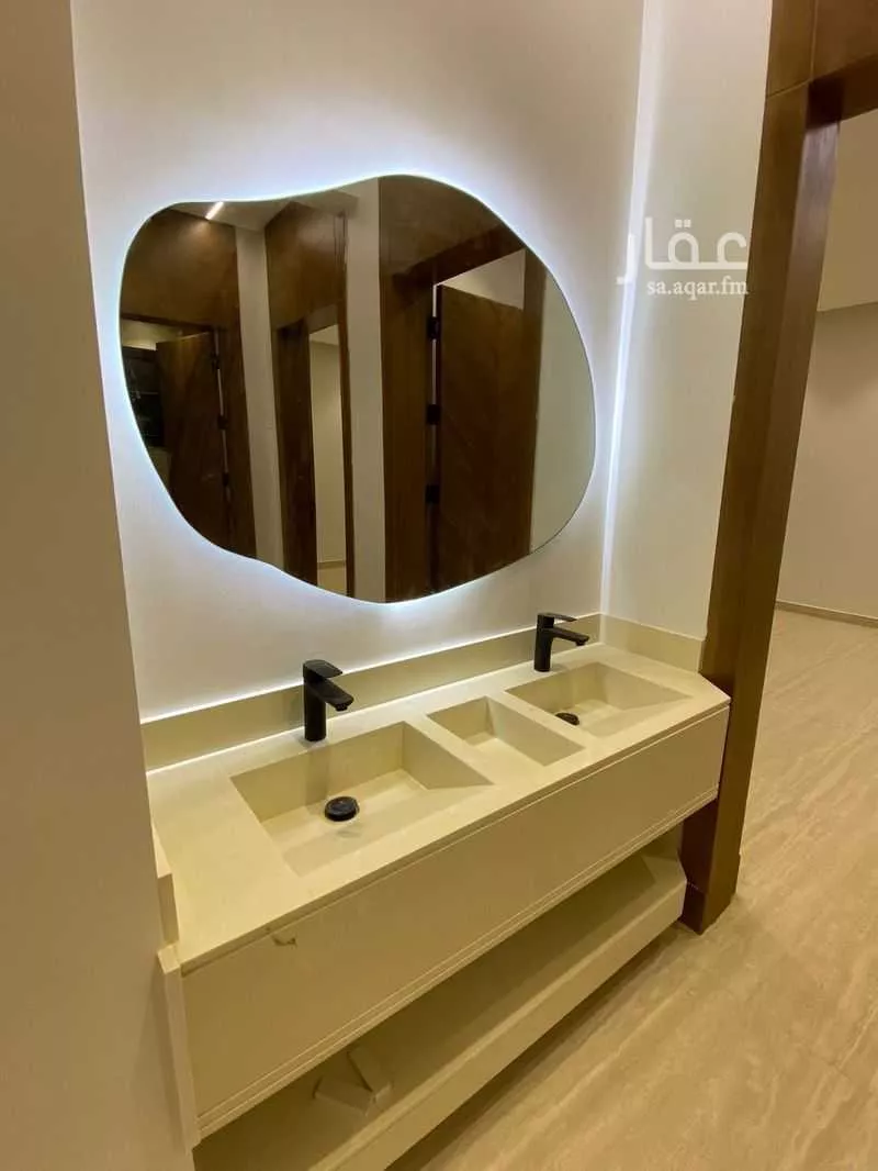 8 bedroom floor in Tuwaiq 6