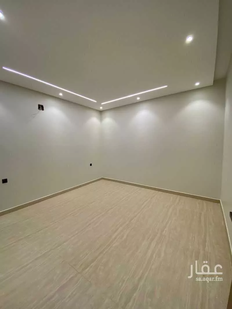 8 bedroom floor in Tuwaiq 8