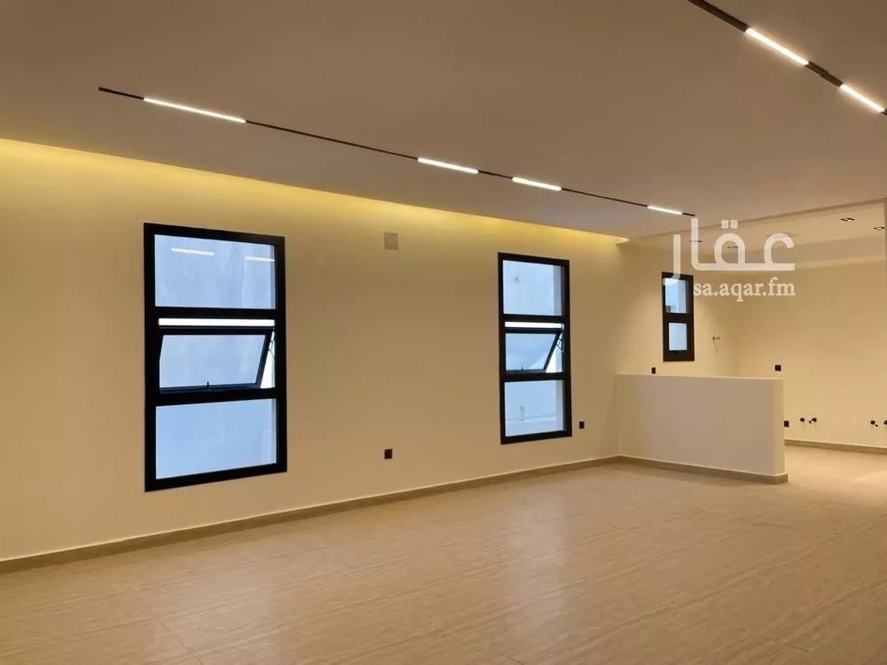 3 bedroom floor in As Suwaidi Al Gharabi 4