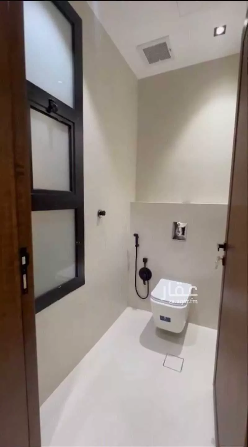 5 bedroom floor in Sultana 3