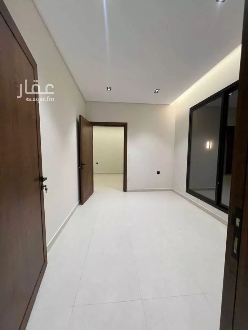 5 bedroom floor in Sultana 4