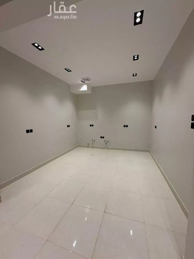 4 bedroom floor in Al Yarmouk 11