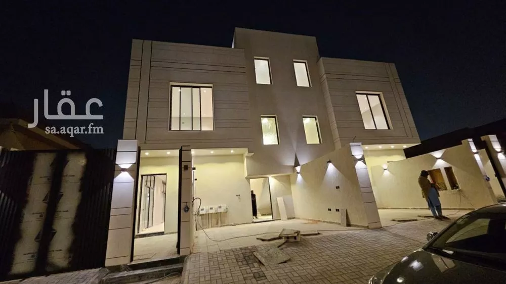 3 bedroom floor in King Faisal 7