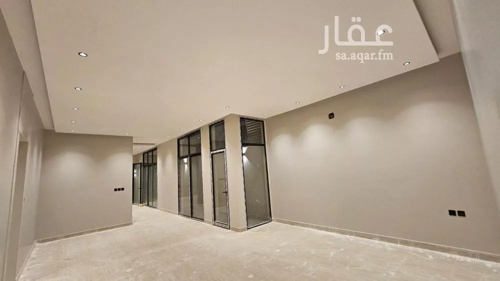 3 bedroom floor in King Faisal 9