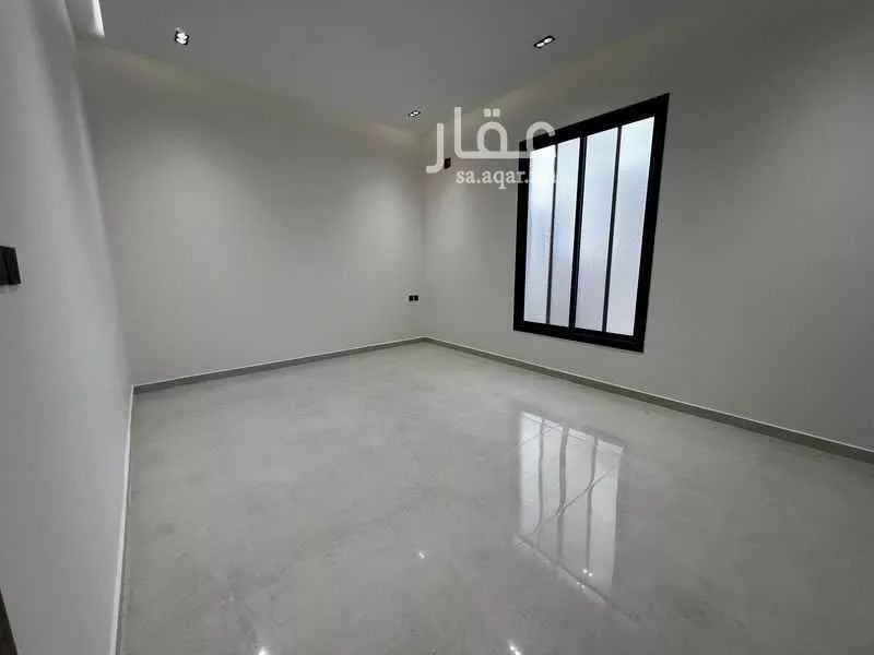 5 bedroom floor in Al Janadriyah 4