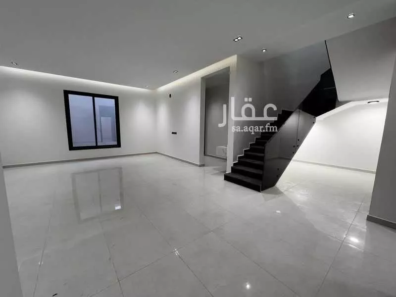 5 bedroom floor in Al Janadriyah 7