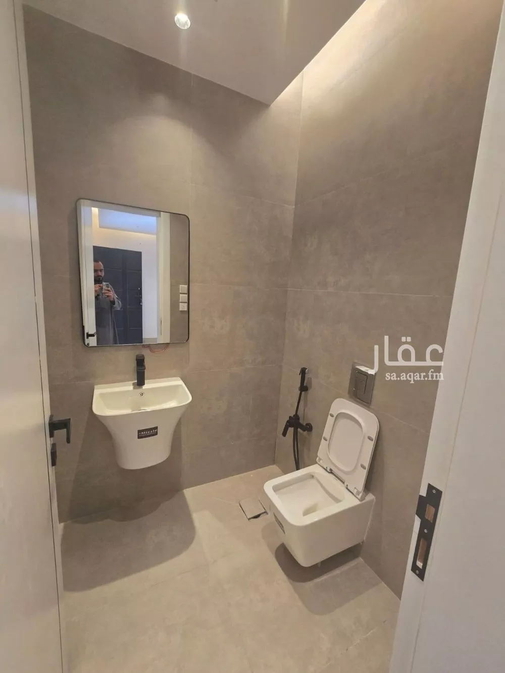 دور 3 غرف في النرجس 10