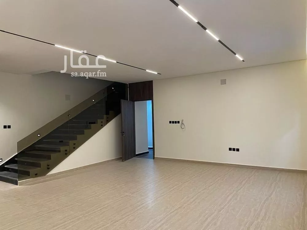 3 bedroom floor in Al Zahrah 15