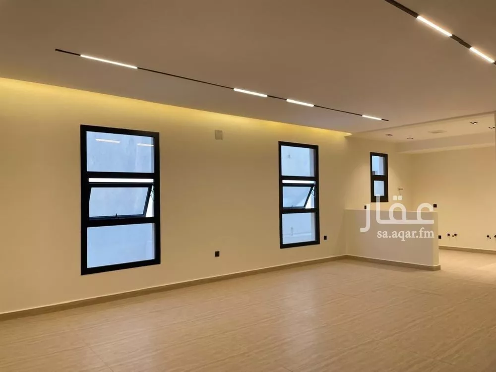 3 bedroom floor in Al Zahrah 5