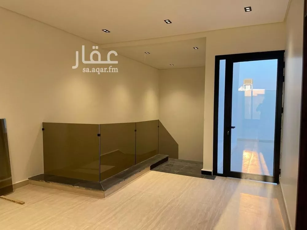 3 bedroom floor in As Suwaidi Al Gharabi 11