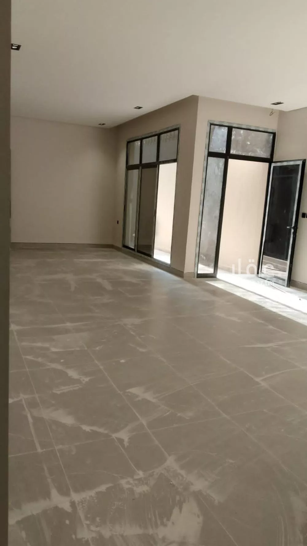 3 bedroom floor in Ishbiliyah 9