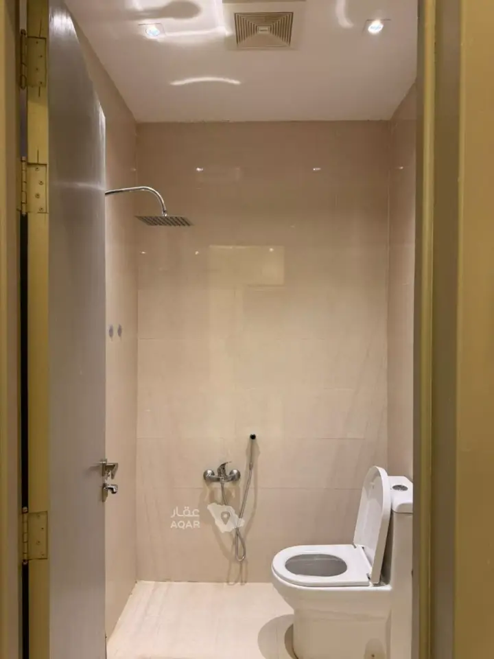 4 bedroom apartment in Al Mahdiyyah, Riyadh 4
