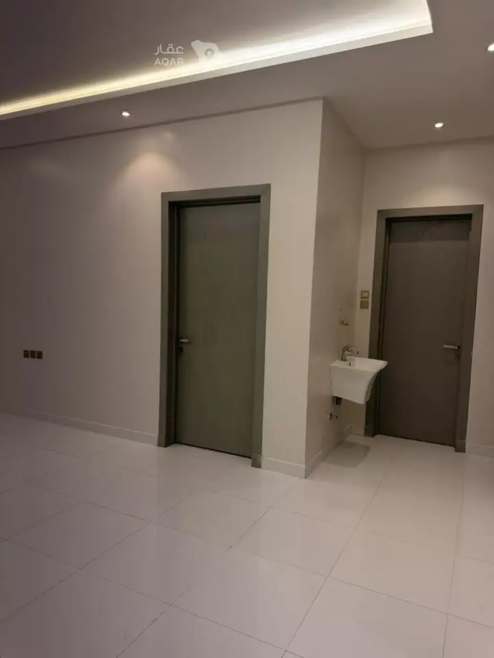 4 bedroom apartment in Al Mahdiyyah, Riyadh 7