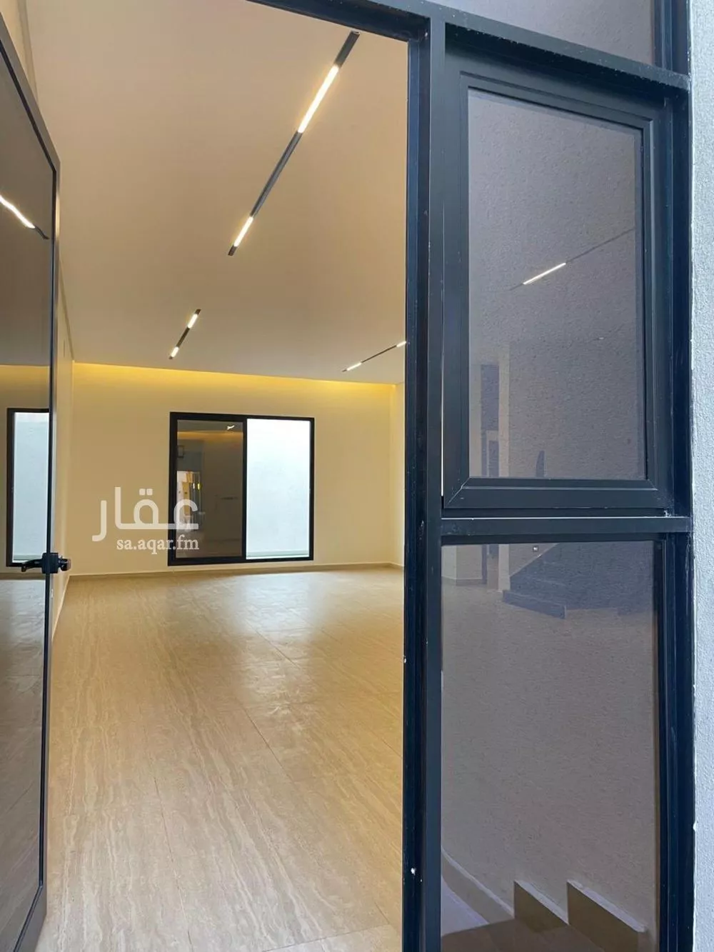 3 bedroom floor in As Suwaidi Al Gharabi 3