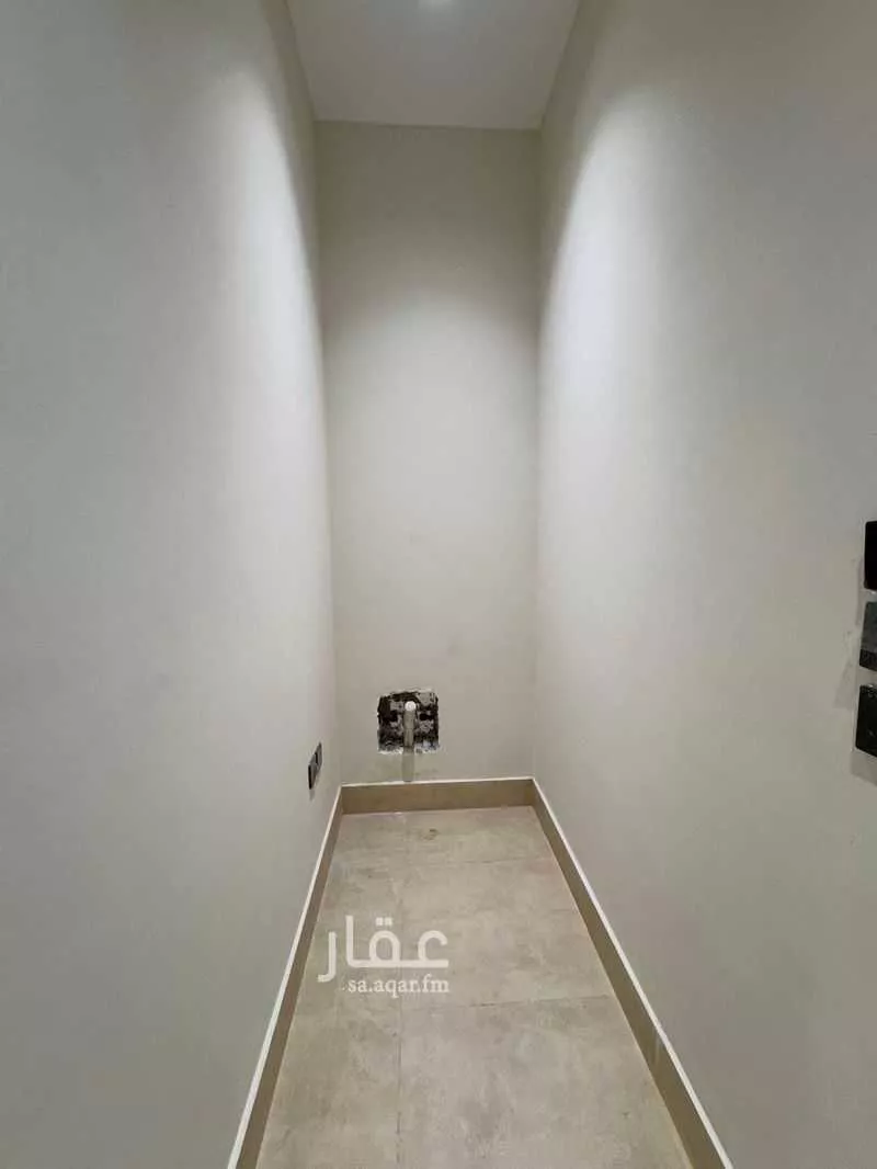 دور 4 غرف في النرجس 22