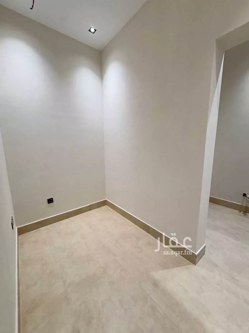 دور 4 غرف في النرجس 17