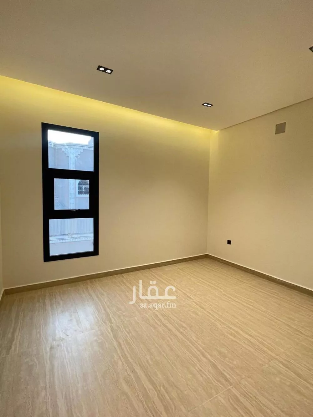 3 bedroom floor in As Suwaidi Al Gharabi 2
