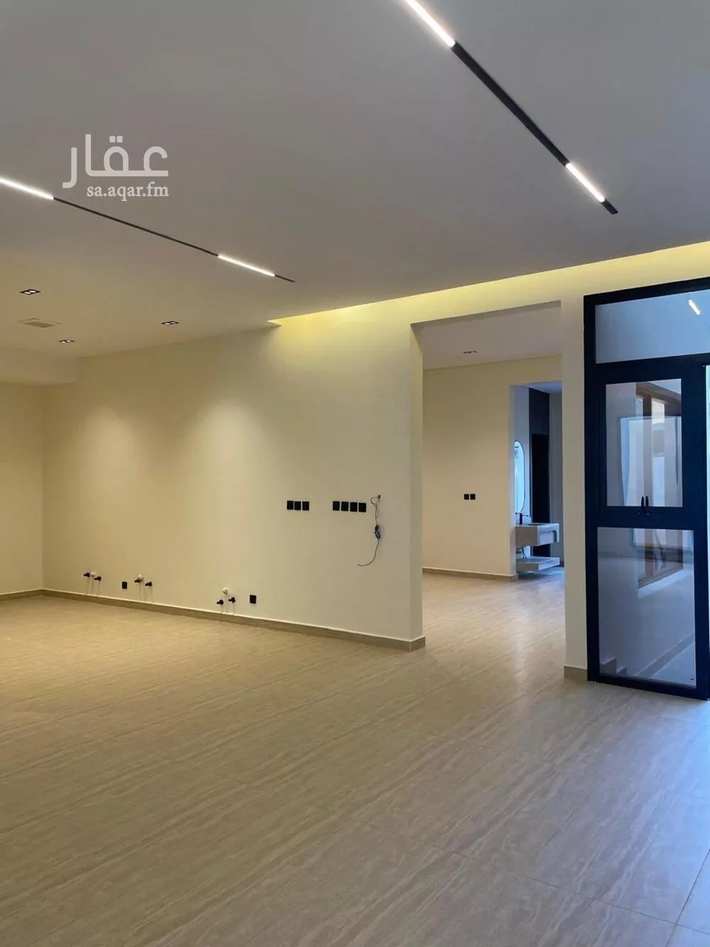 3 bedroom floor in As Suwaidi Al Gharabi 7