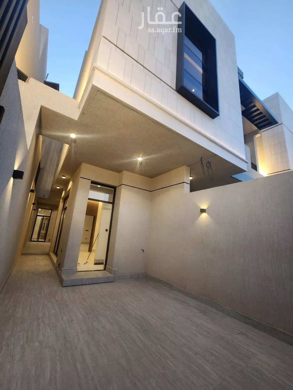3 bedroom floor in Al Rawdah 5