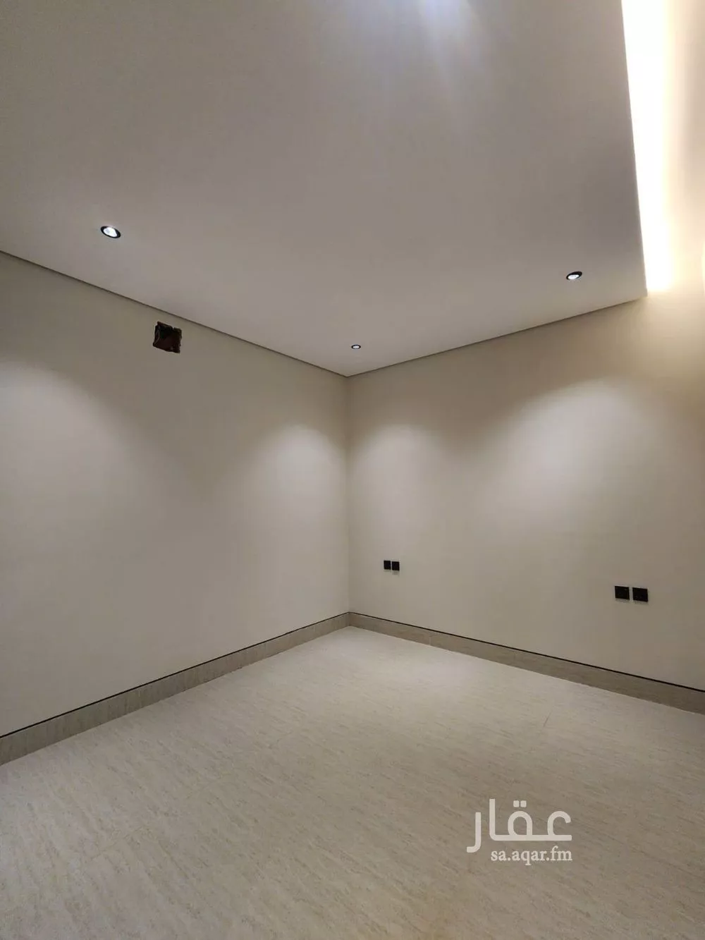3 bedroom floor in Al Rawdah 8