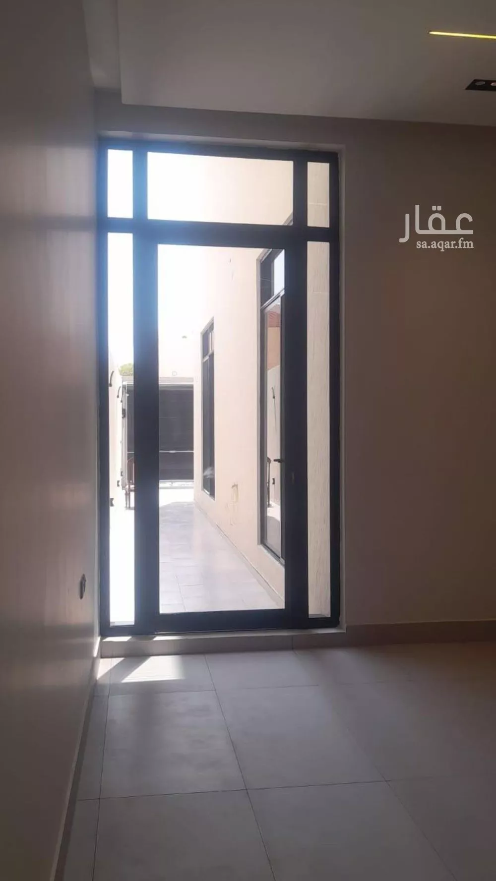3 bedroom floor in Al Khaleej 4