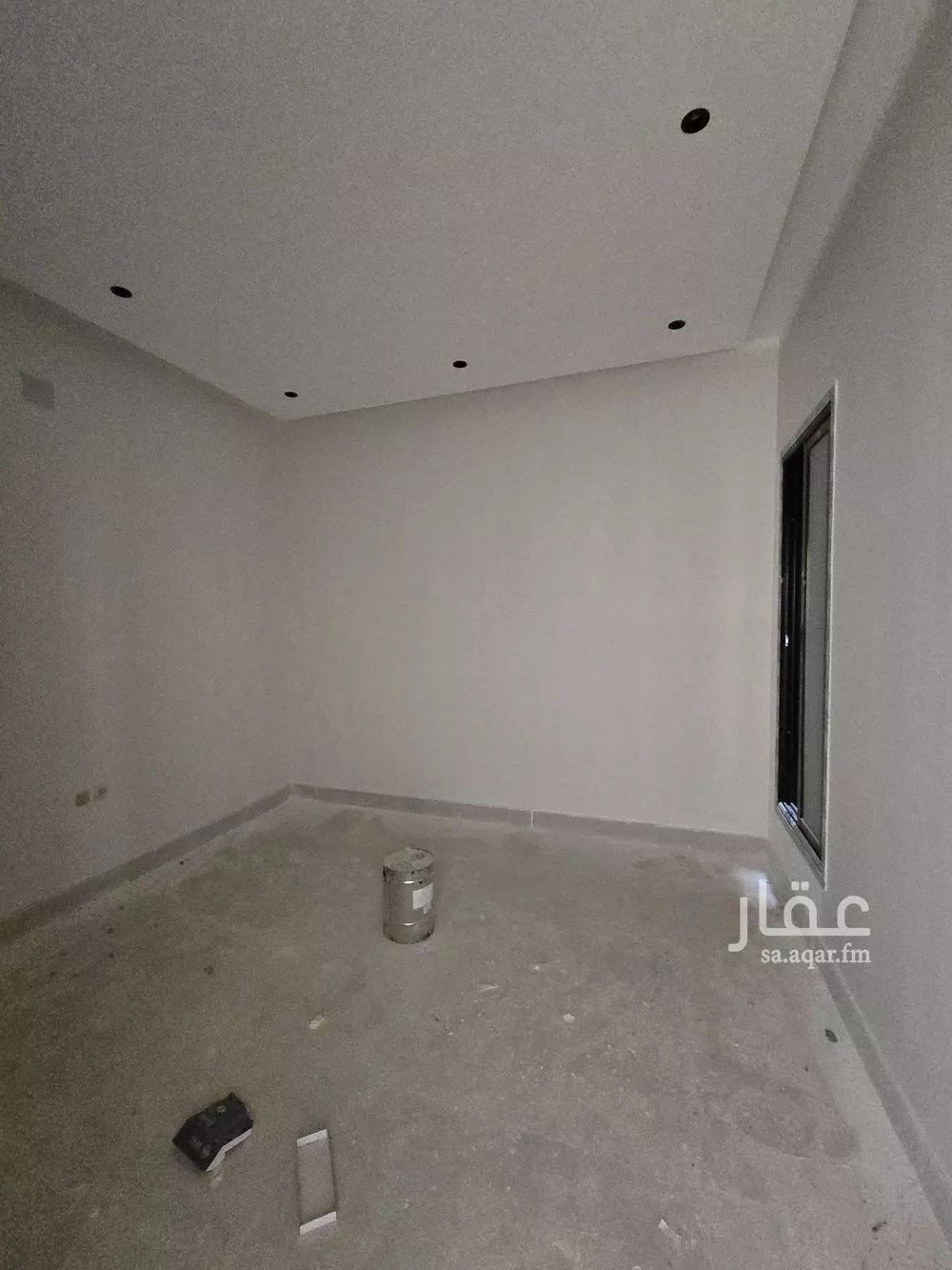3 bedroom floor in Al Khaleej 8