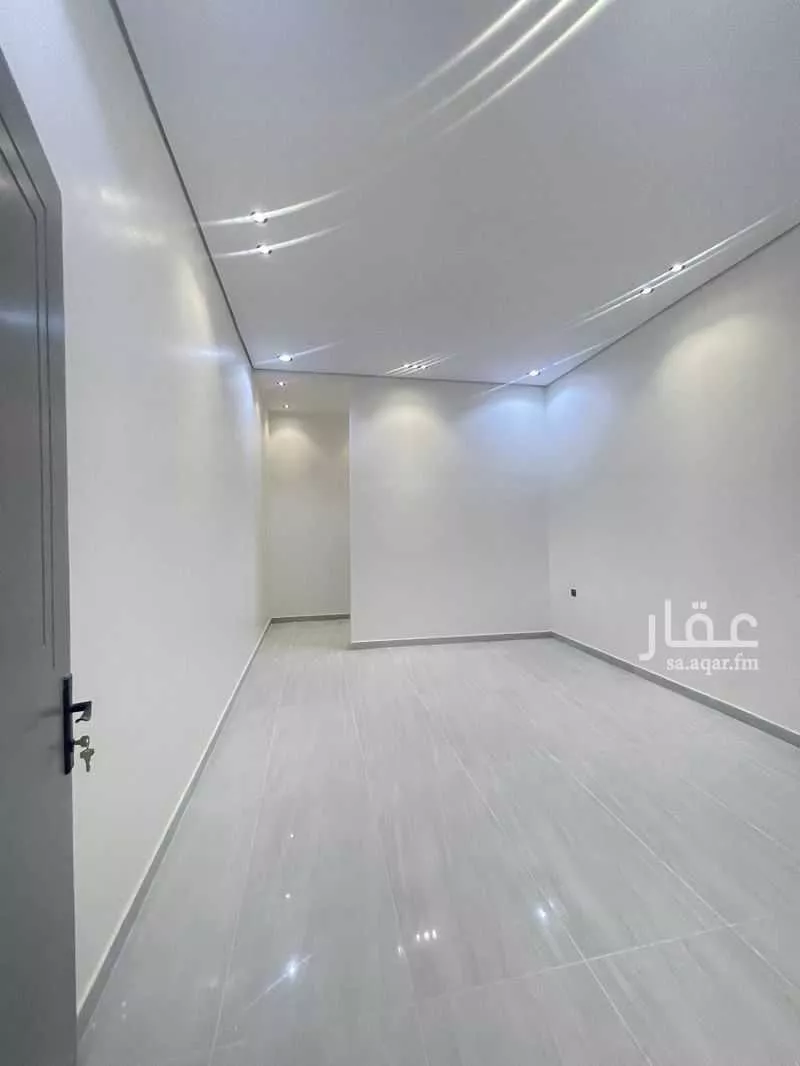 دور 7 غرف في الشرق 15