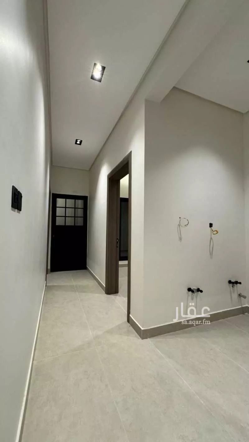 3 bedroom floor in As Suwaidi 12