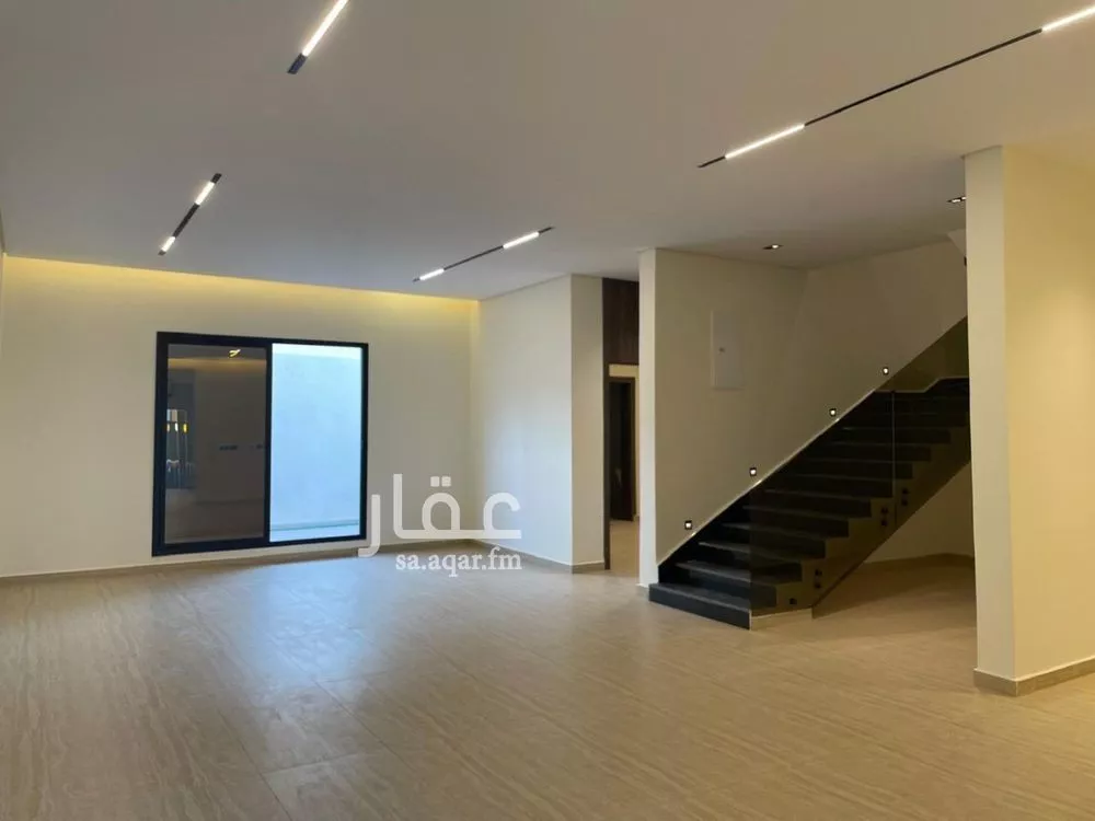3 bedroom floor in Al Zahrah 4