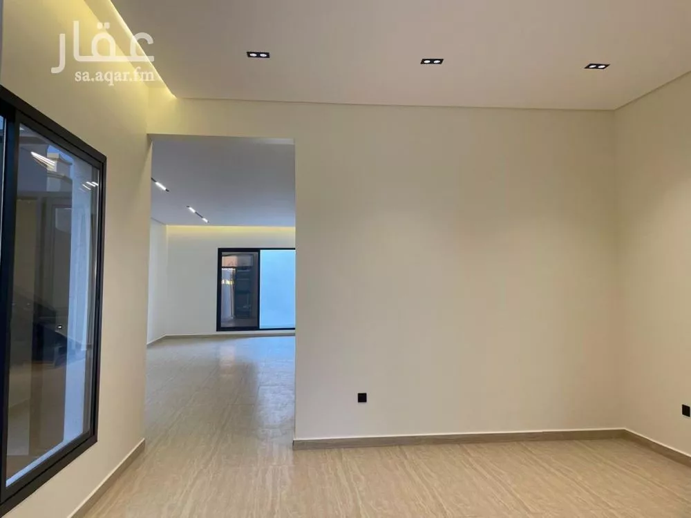 3 bedroom floor in Al Zahrah 6