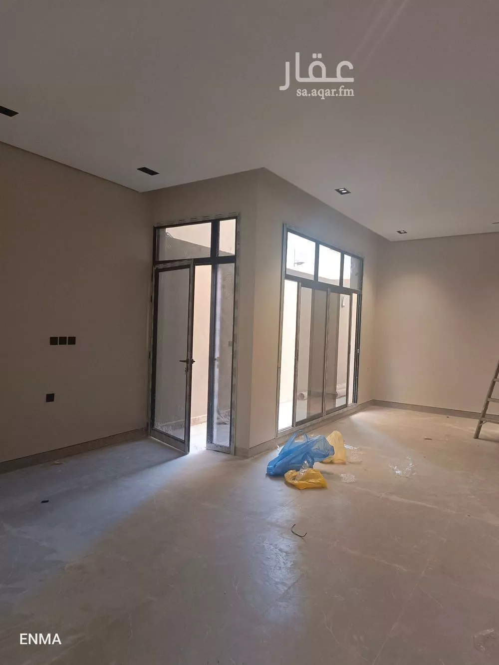 3 bedroom floor in Ishbiliyah 9