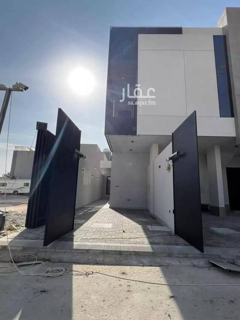 4 bedroom floor in Al Narjis 5