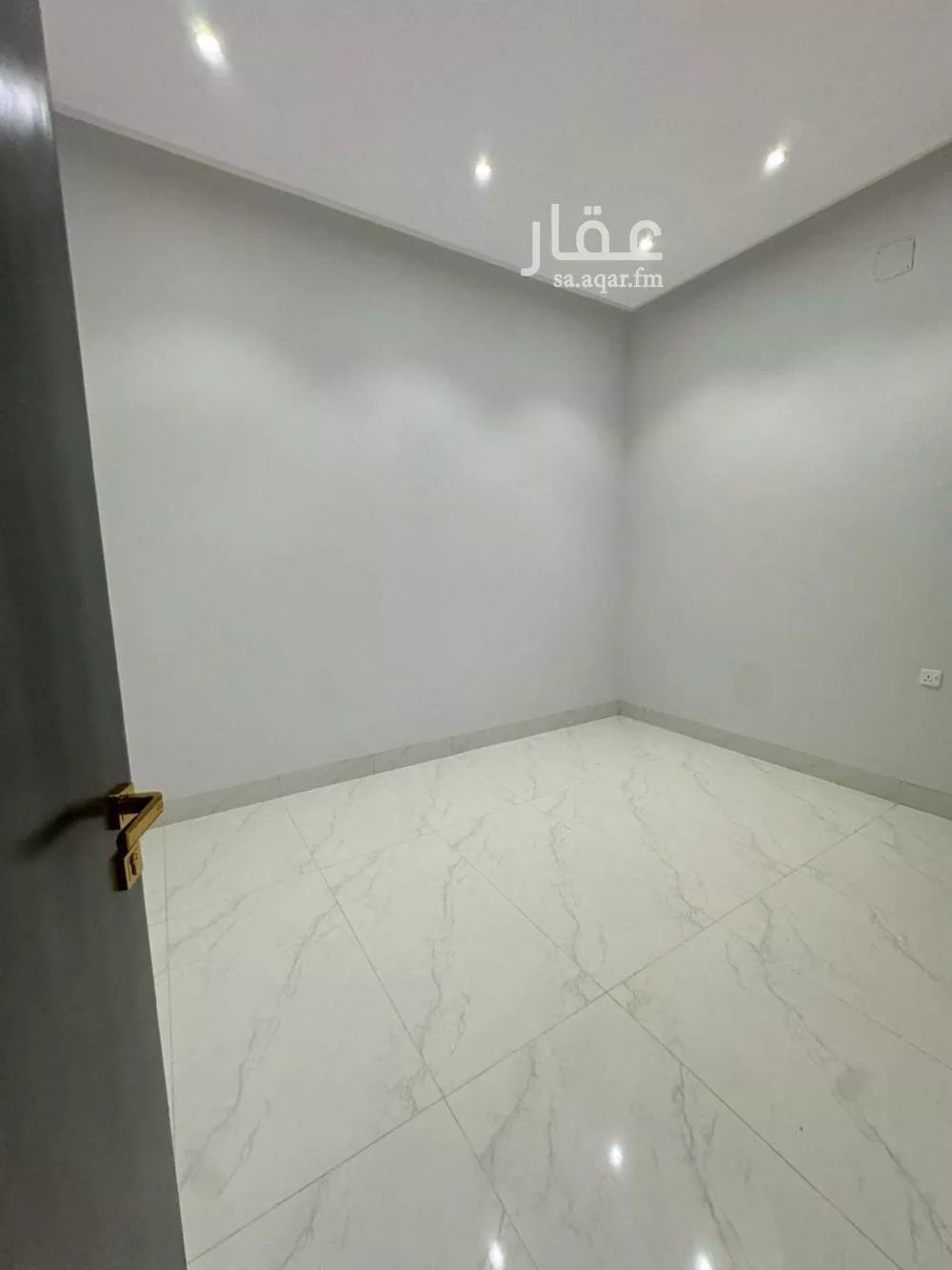 دور 5 غرف في الرمال 13