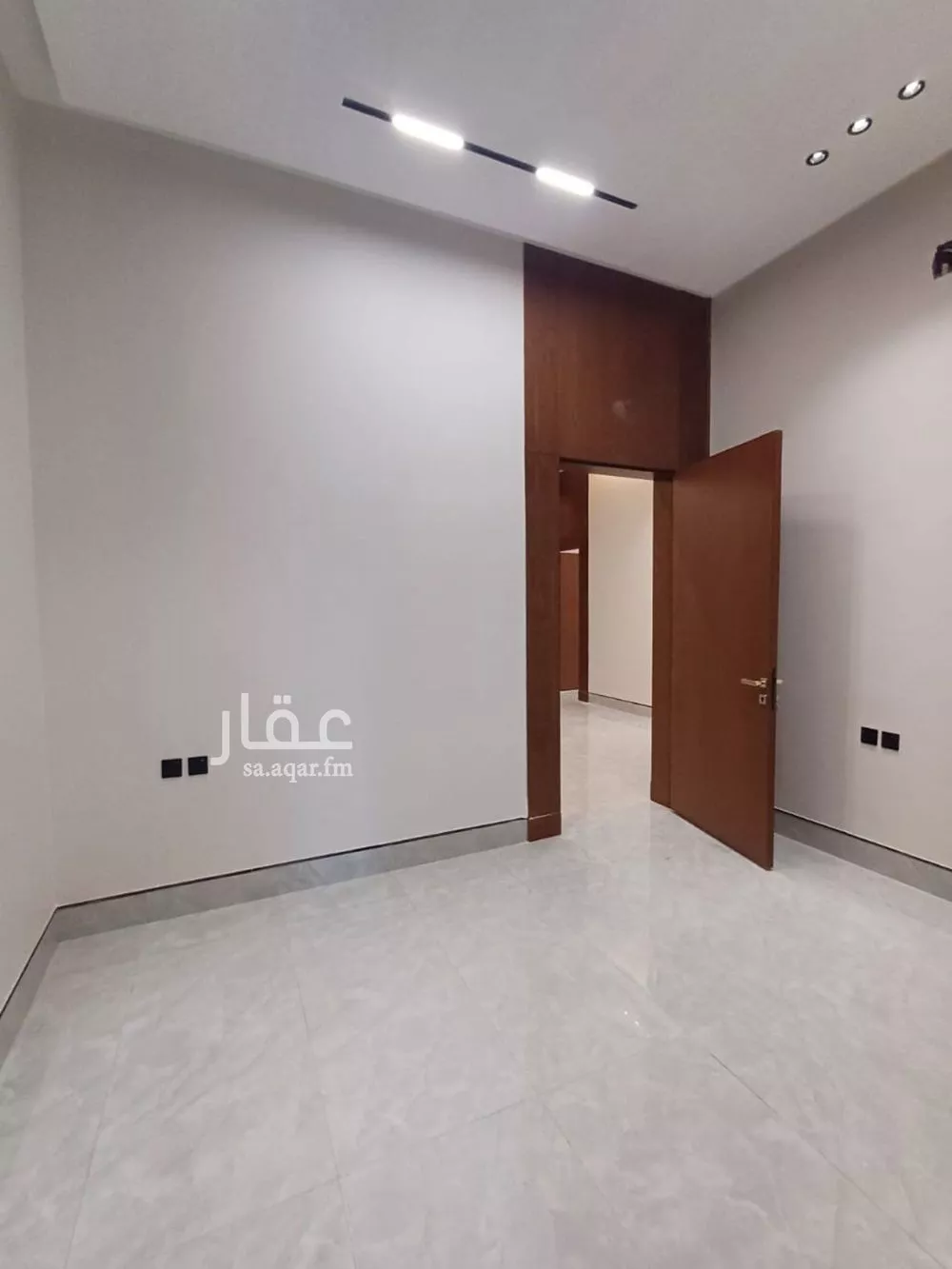 5 bedroom floor in Al Rimal 2