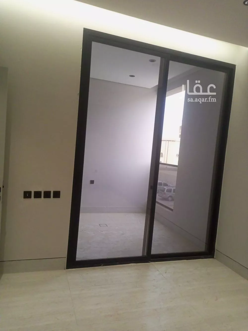 دور 4 غرف في السعادة 8