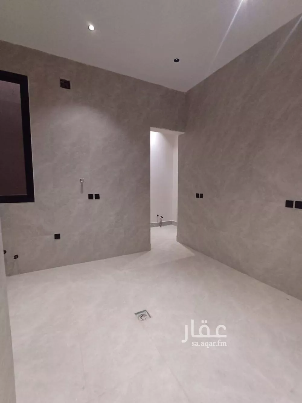 6 bedroom floor in Al Rimal 15